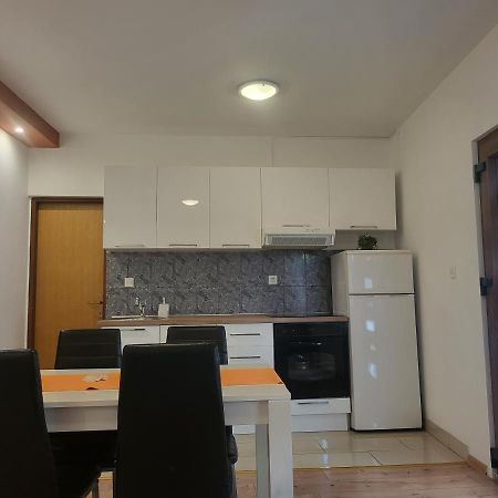 Apartments Lola Biograd Na Moru Eksteriør bilde
