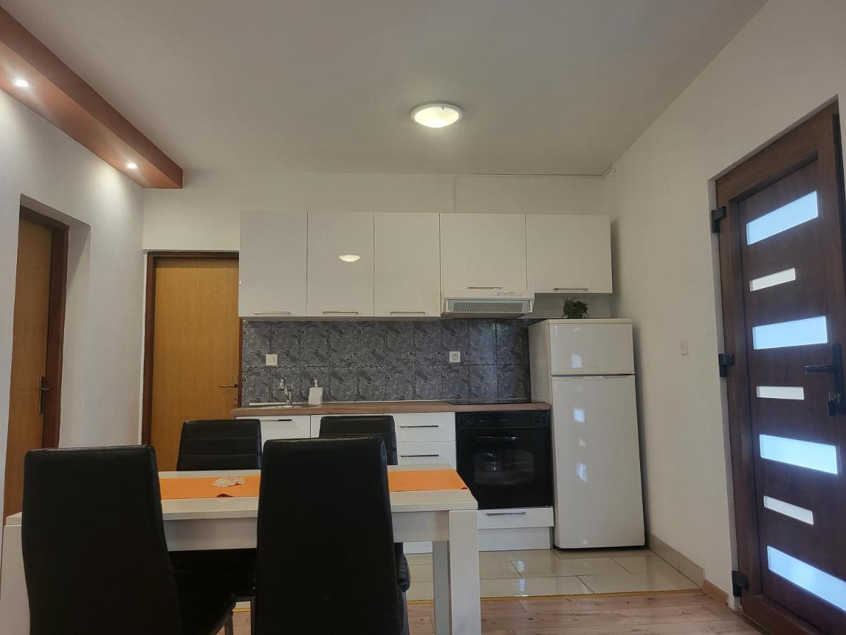 Apartments Lola Biograd Na Moru Eksteriør bilde