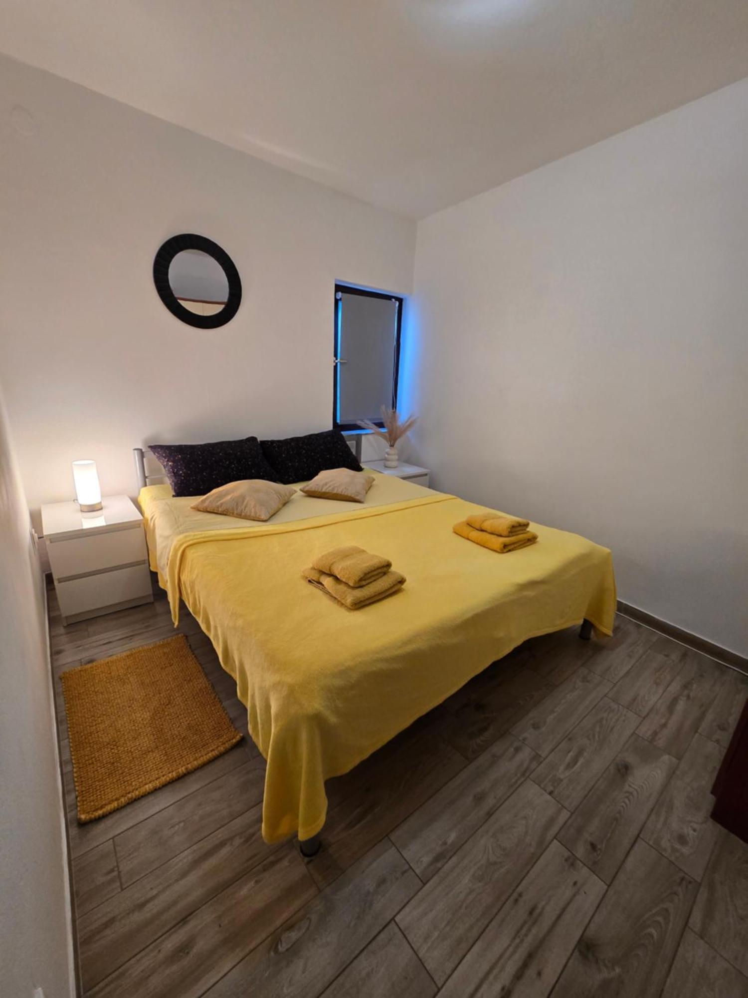 Apartments Lola Biograd Na Moru Eksteriør bilde