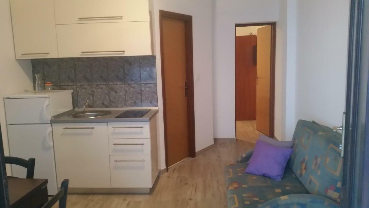 Apartments Lola Biograd Na Moru Eksteriør bilde
