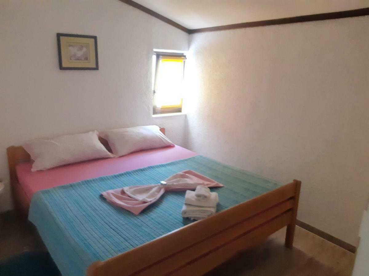 Apartments Lola Biograd Na Moru Eksteriør bilde